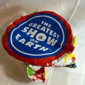 2012 Barnum‎ & Bailey Circus top hat